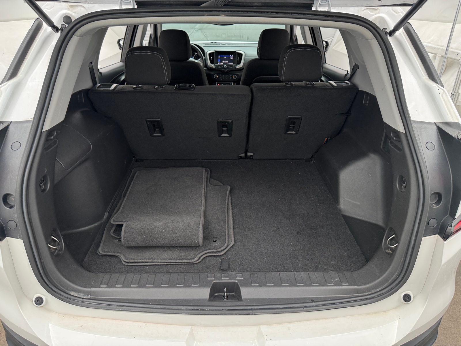 Thumbnail: 2024 GMC Terrain - 7