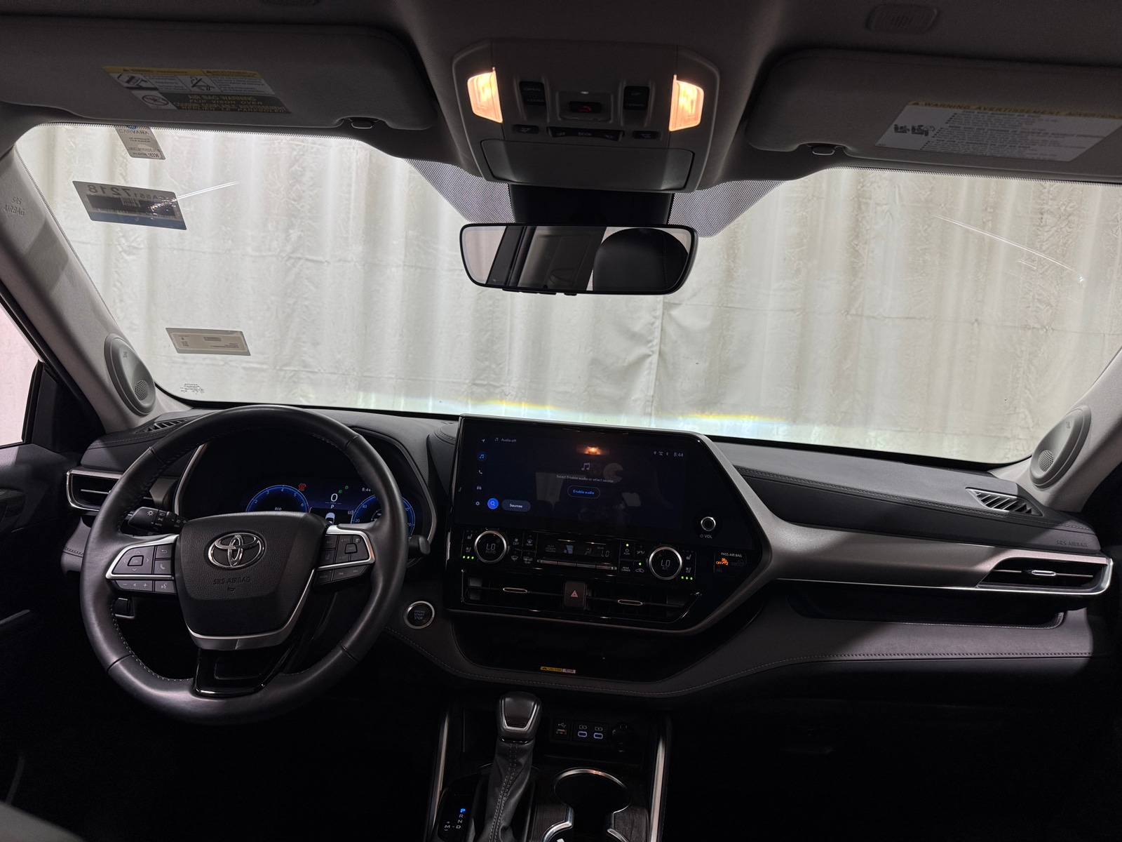 Thumbnail: 2024 Toyota Highlander - 2