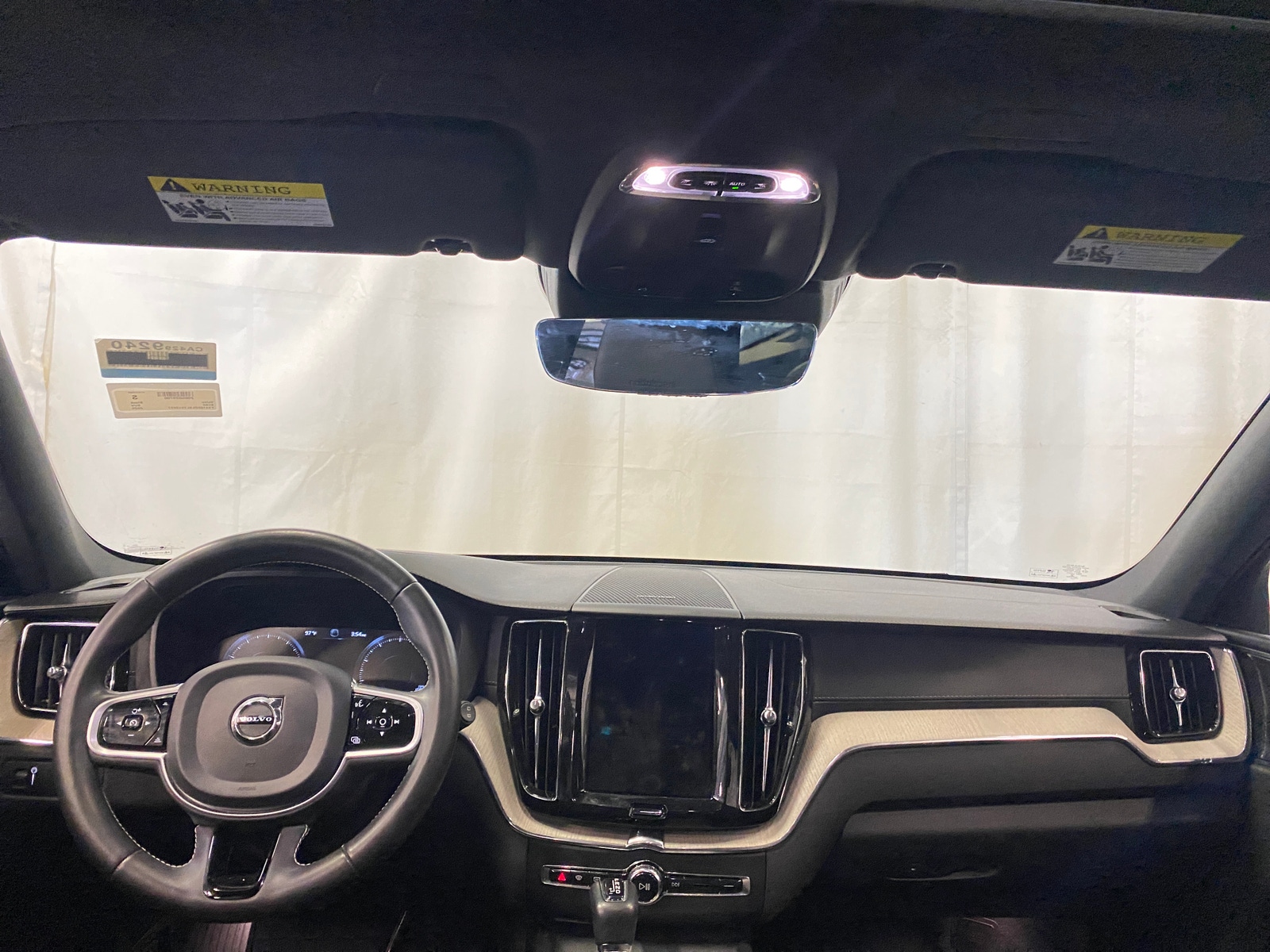 Thumbnail: 2020 Volvo XC60 - 2