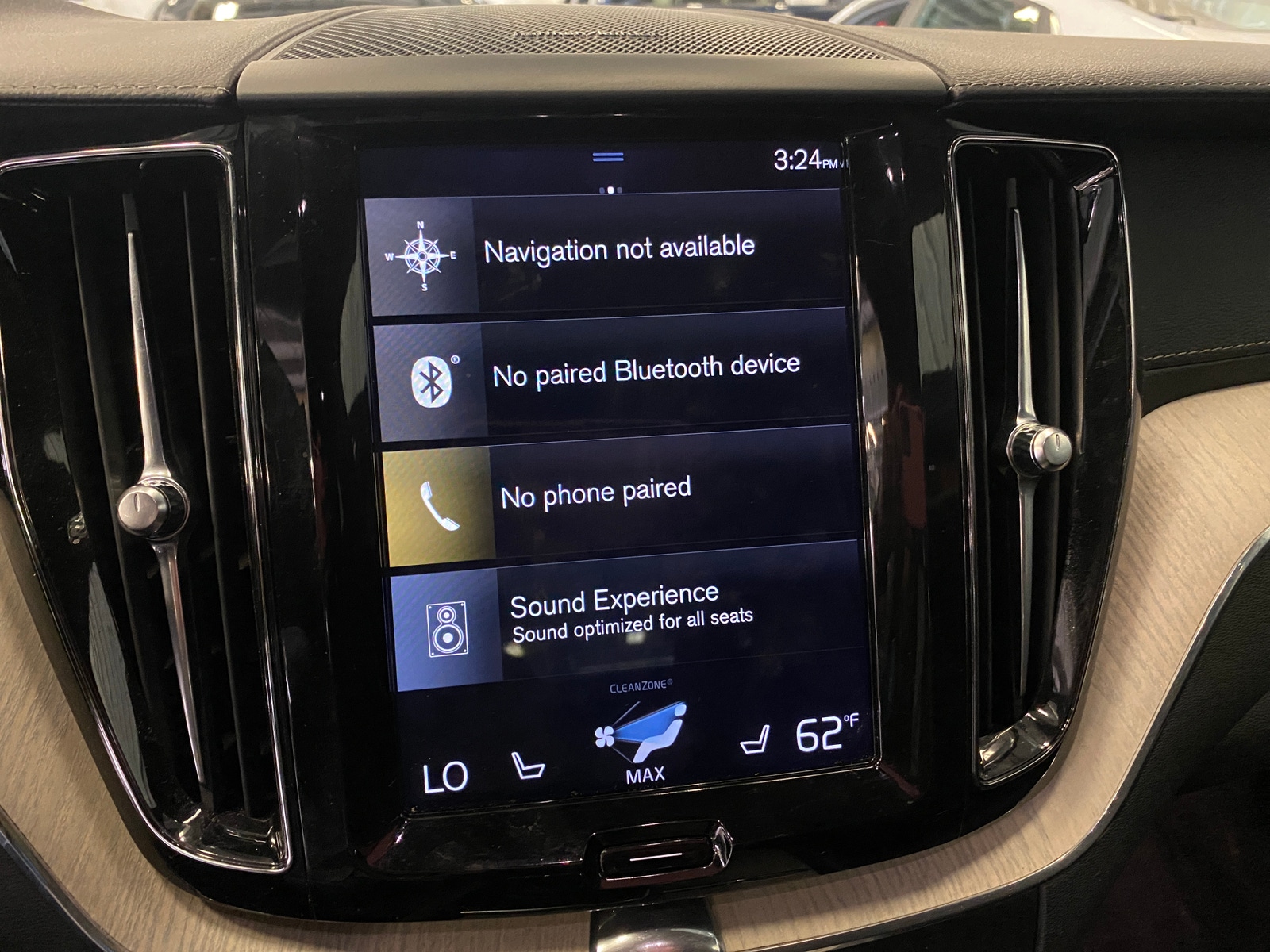 Thumbnail: 2020 Volvo XC60 - 3