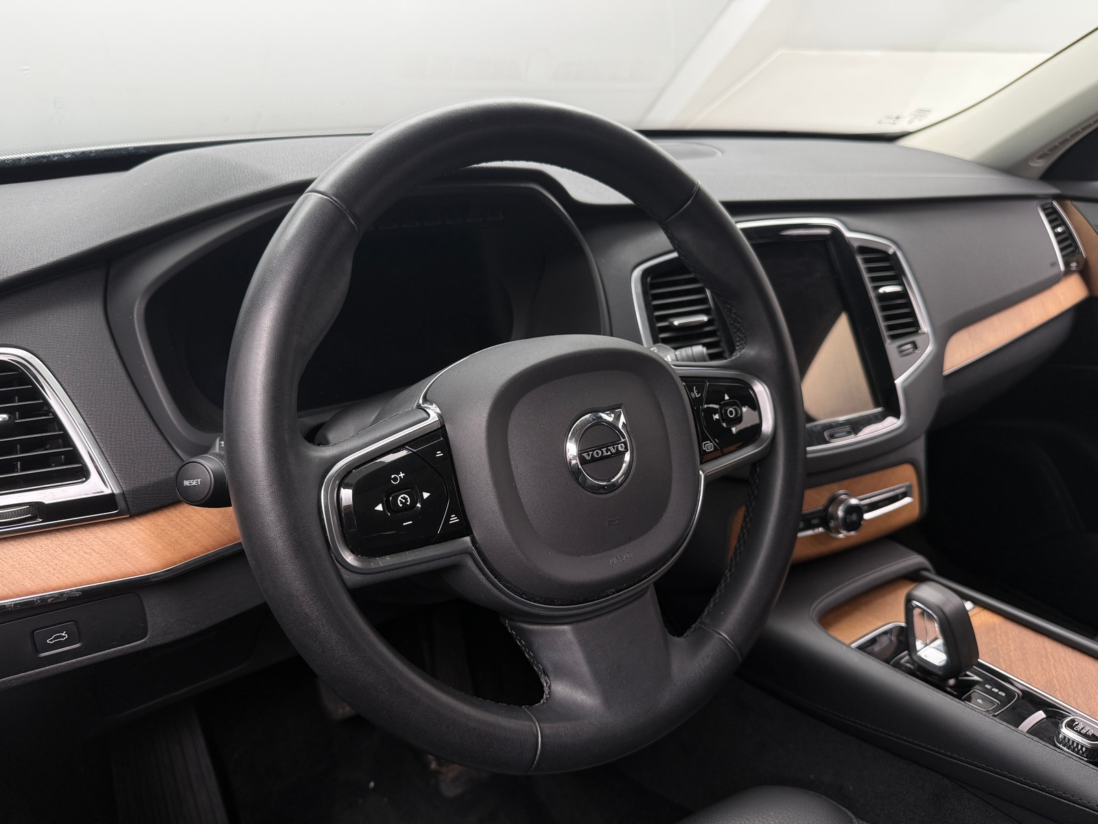 Thumbnail: 2023 Volvo XC90 - 4