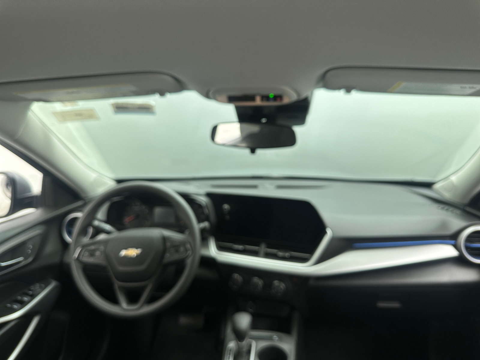 Thumbnail: 2025 Chevrolet Trax - 3