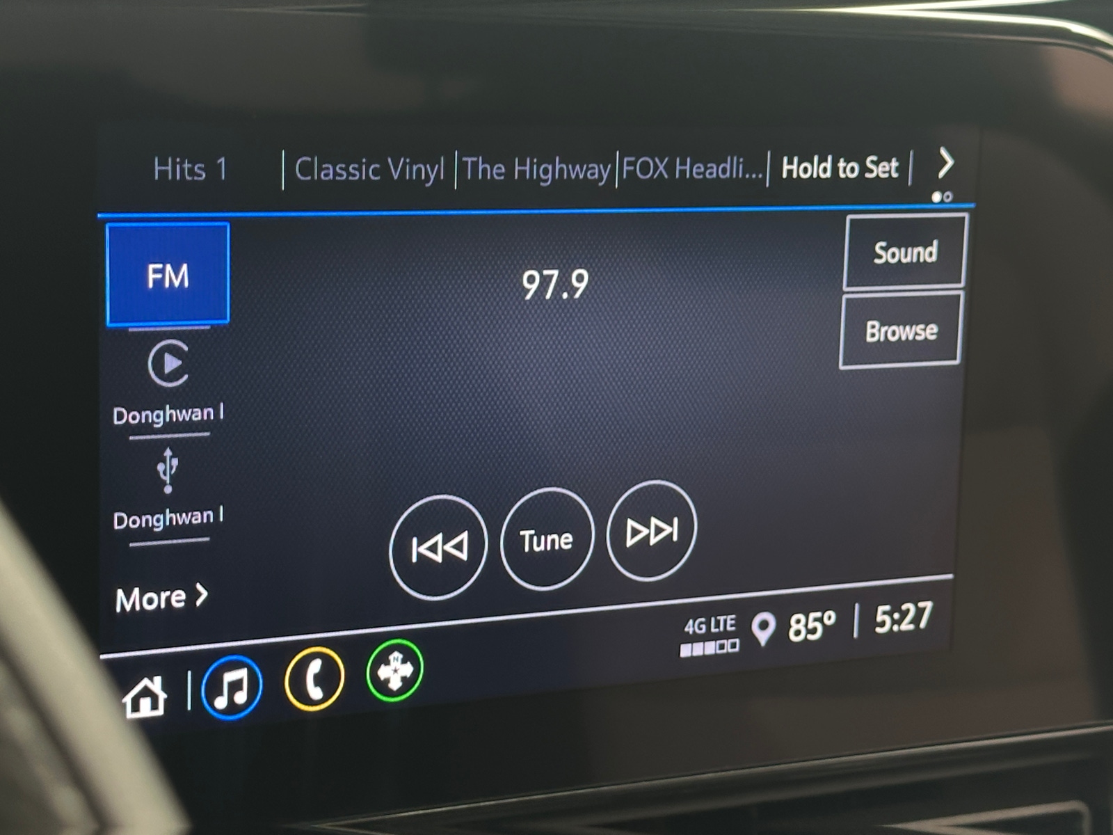 Thumbnail: 2025 Chevrolet Trax - 4