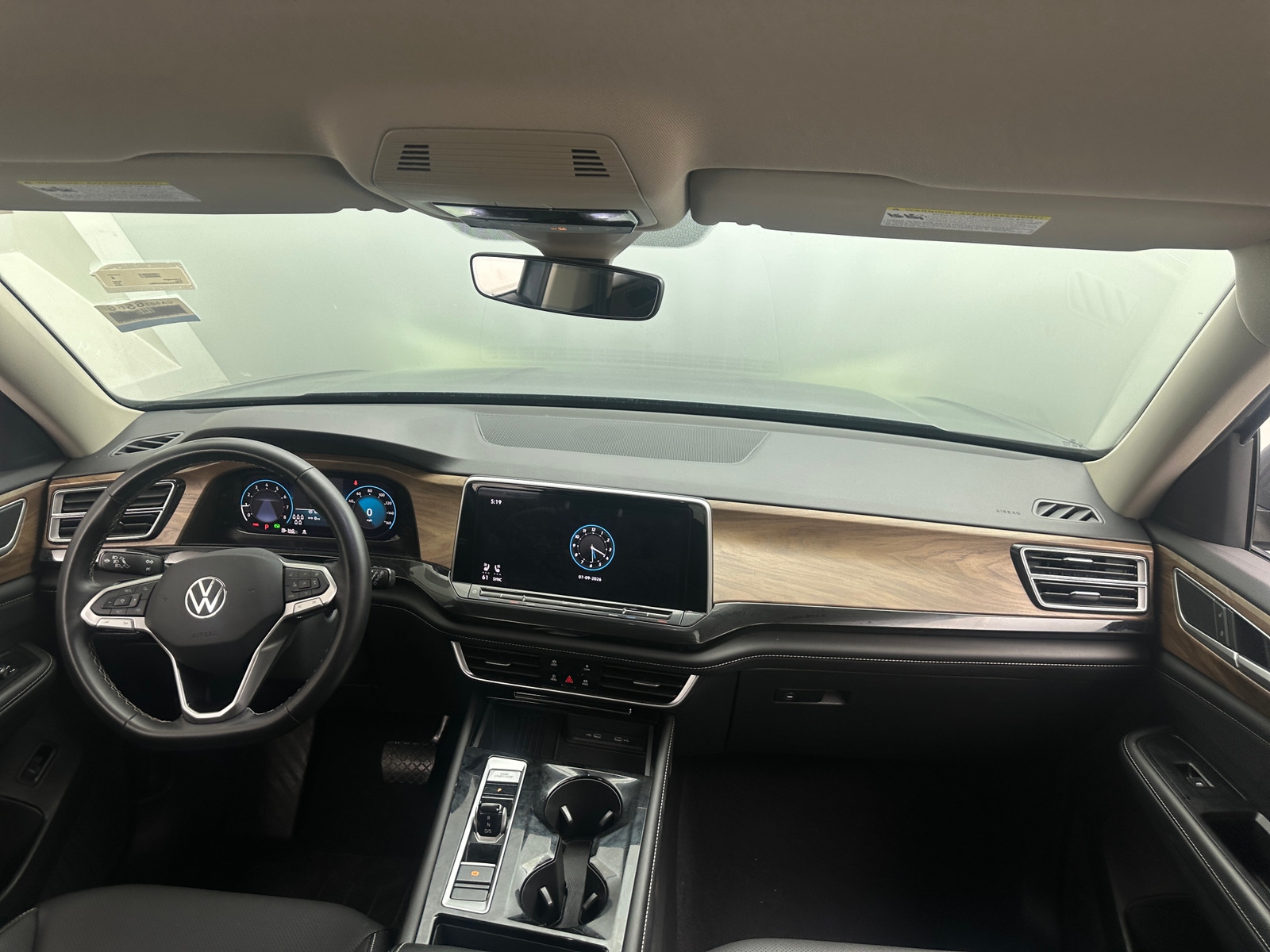 Thumbnail: 2025 Volkswagen Atlas - 2