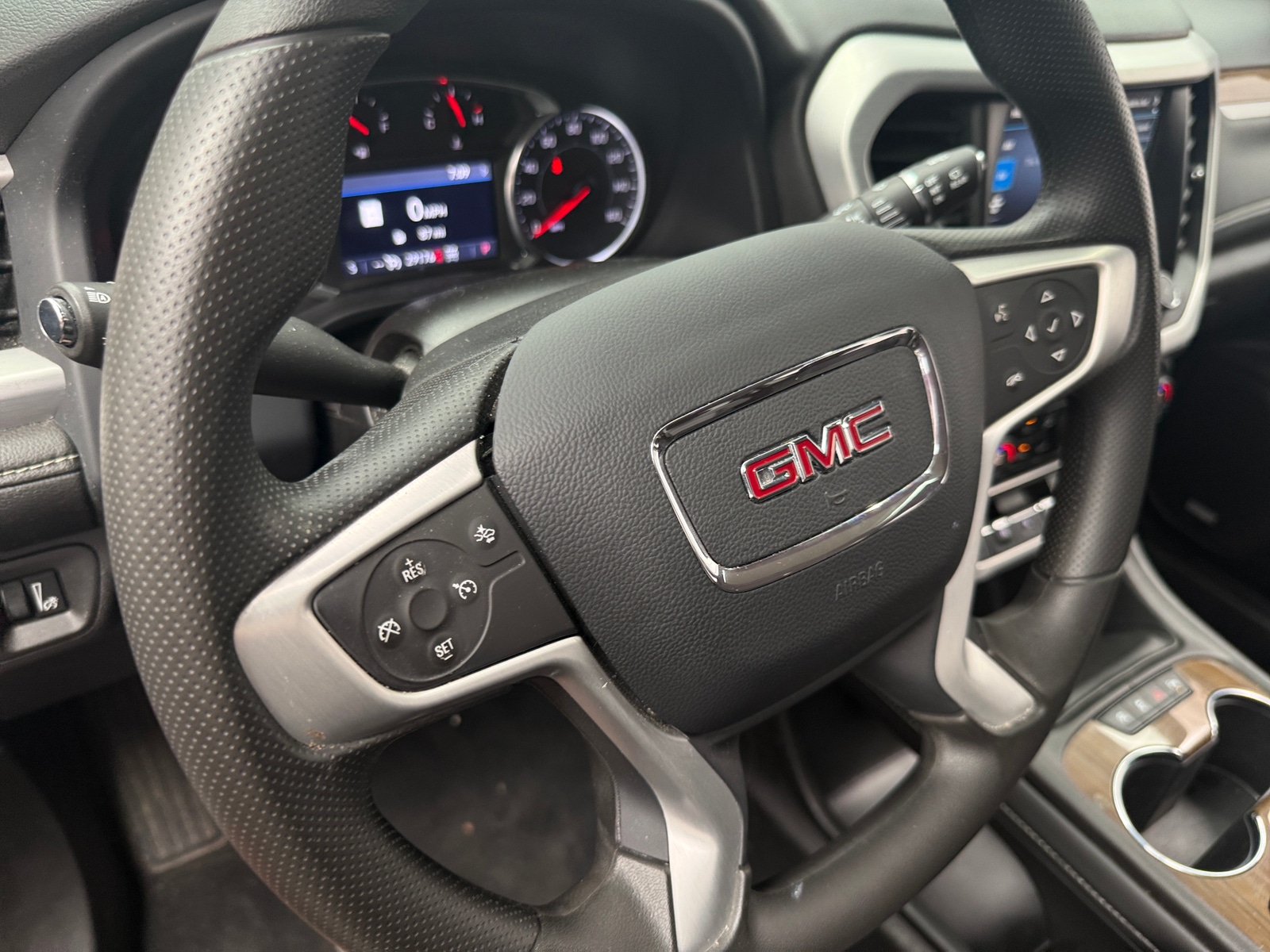 Thumbnail: 2023 GMC Acadia - 5