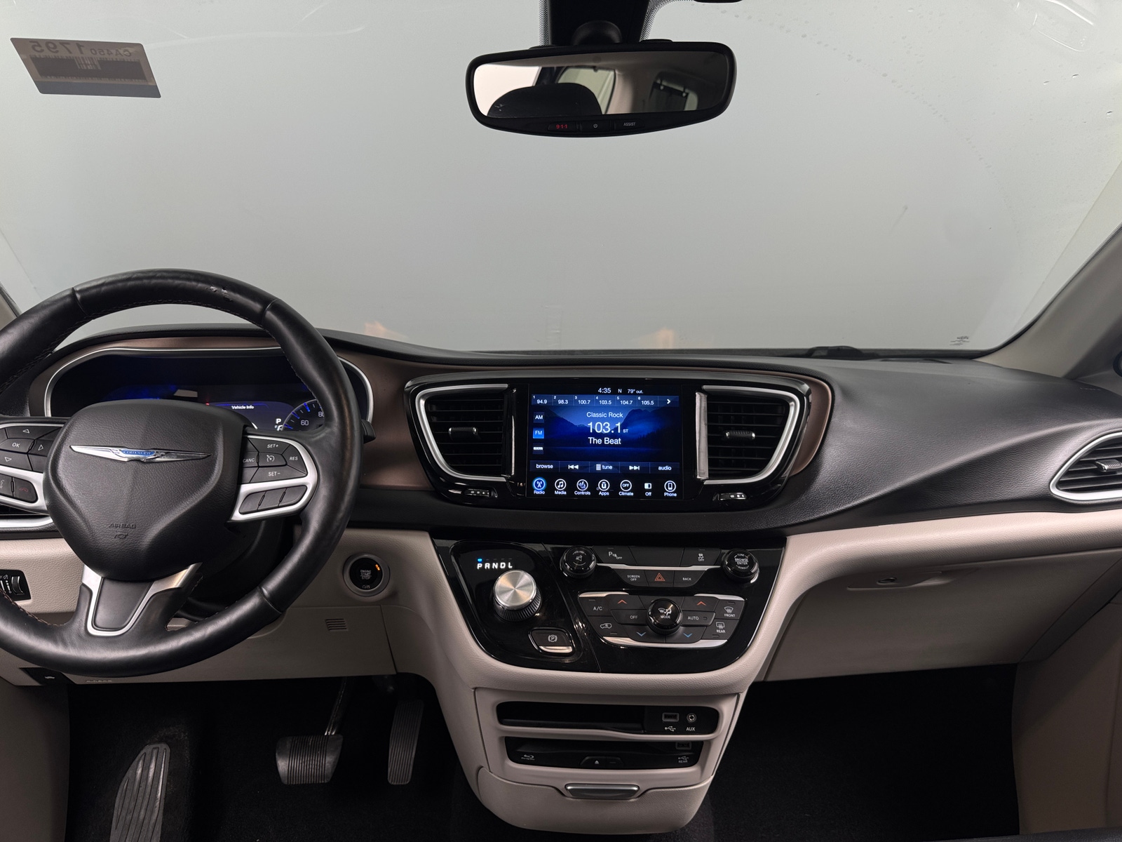Thumbnail: 2017 Chrysler Pacifica - 2