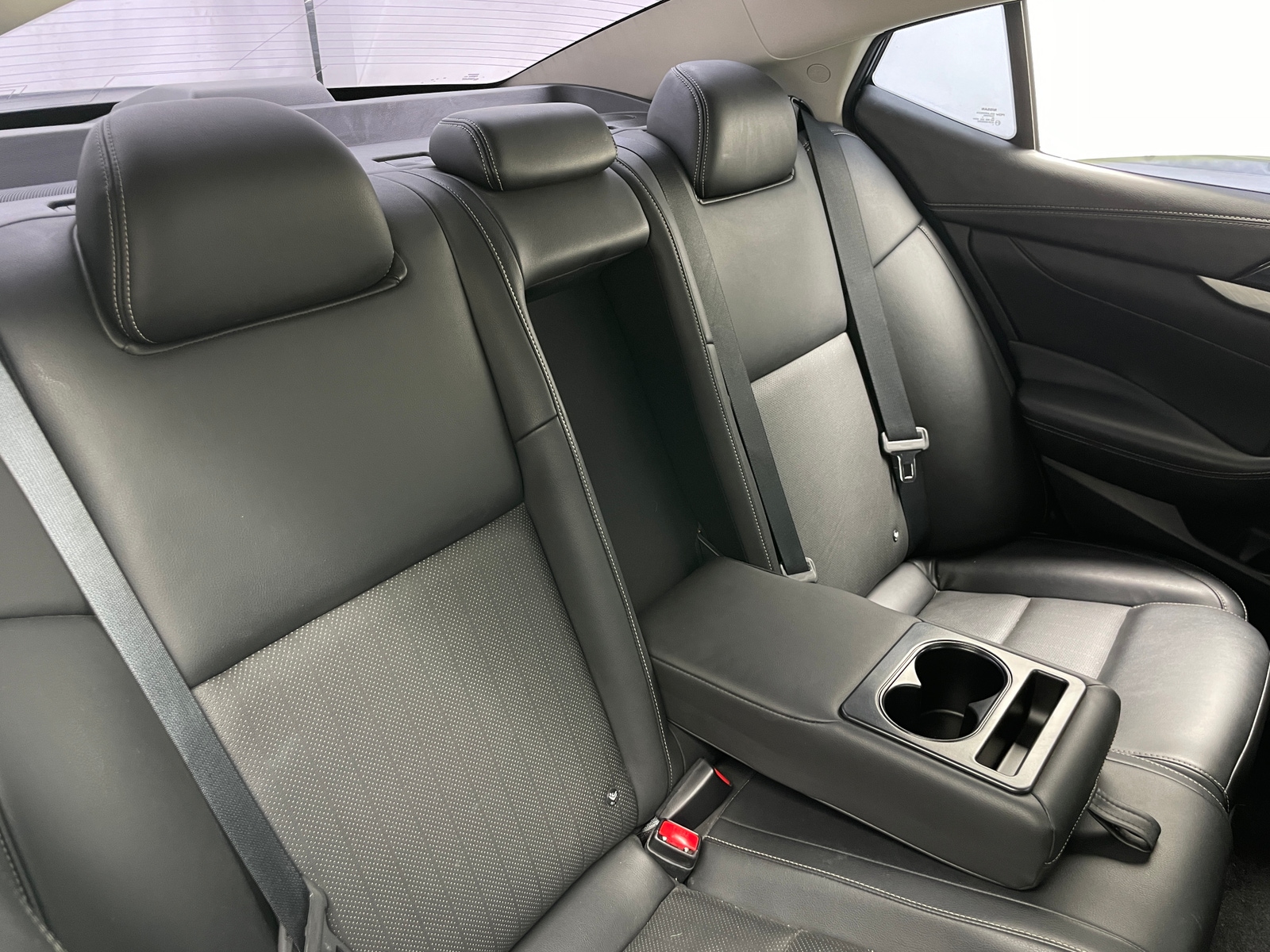 Thumbnail: 2017 Nissan Maxima - 5