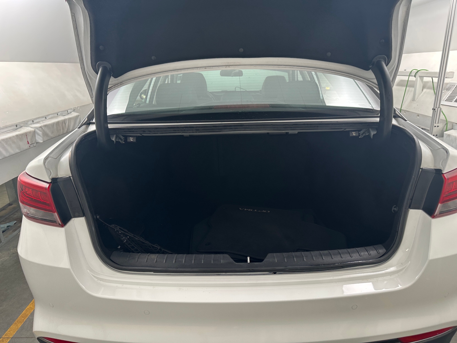 Thumbnail: 2018 Kia Optima - 7