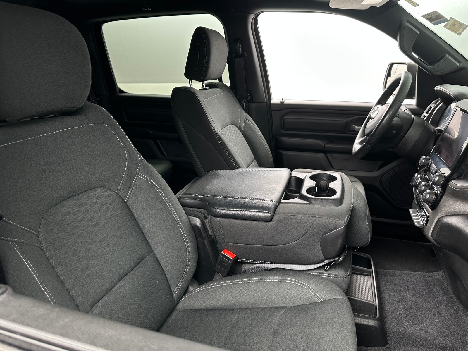 Thumbnail: 2025 RAM 1500 - 2