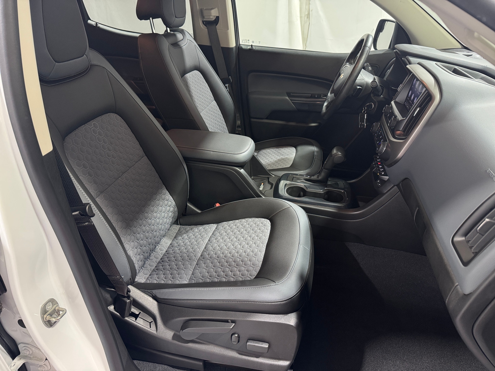Thumbnail: 2019 Chevrolet Colorado - 2