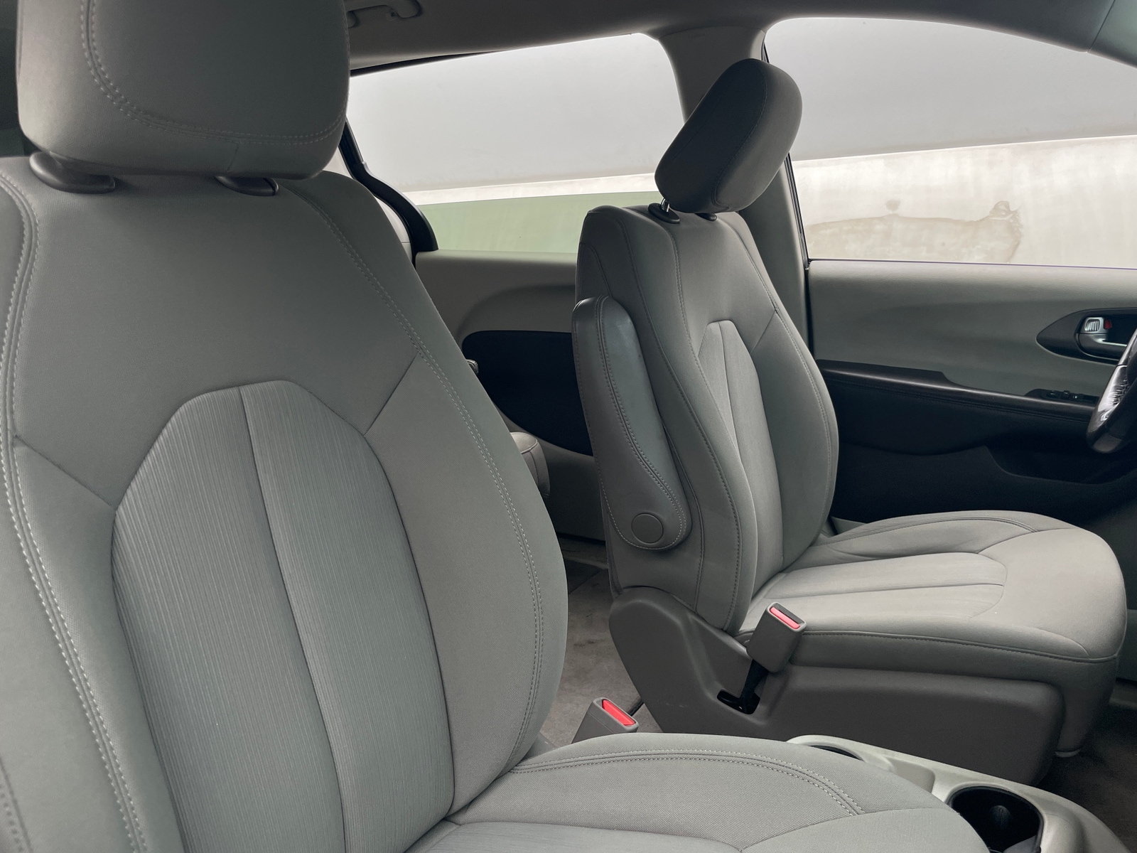 Thumbnail: 2020 Chrysler Voyager - 2