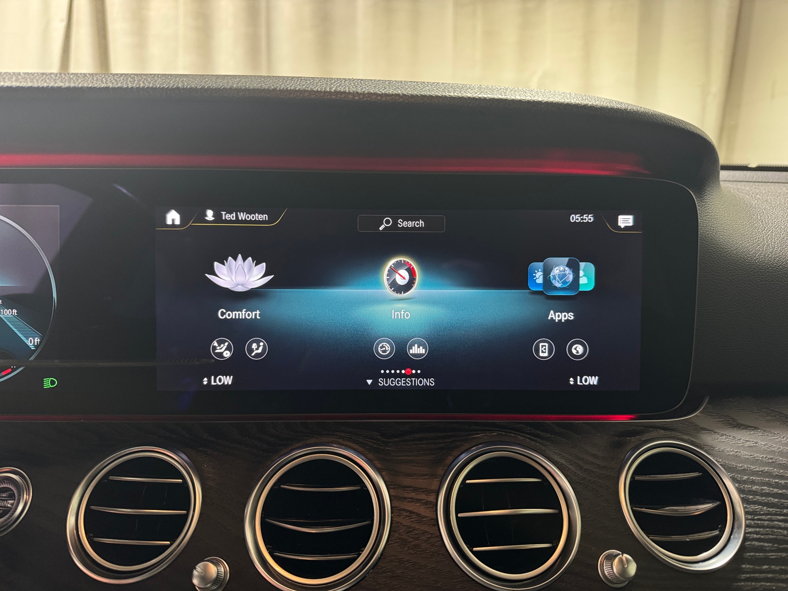 Thumbnail: 2021 Mercedes-Benz E-Class - 3