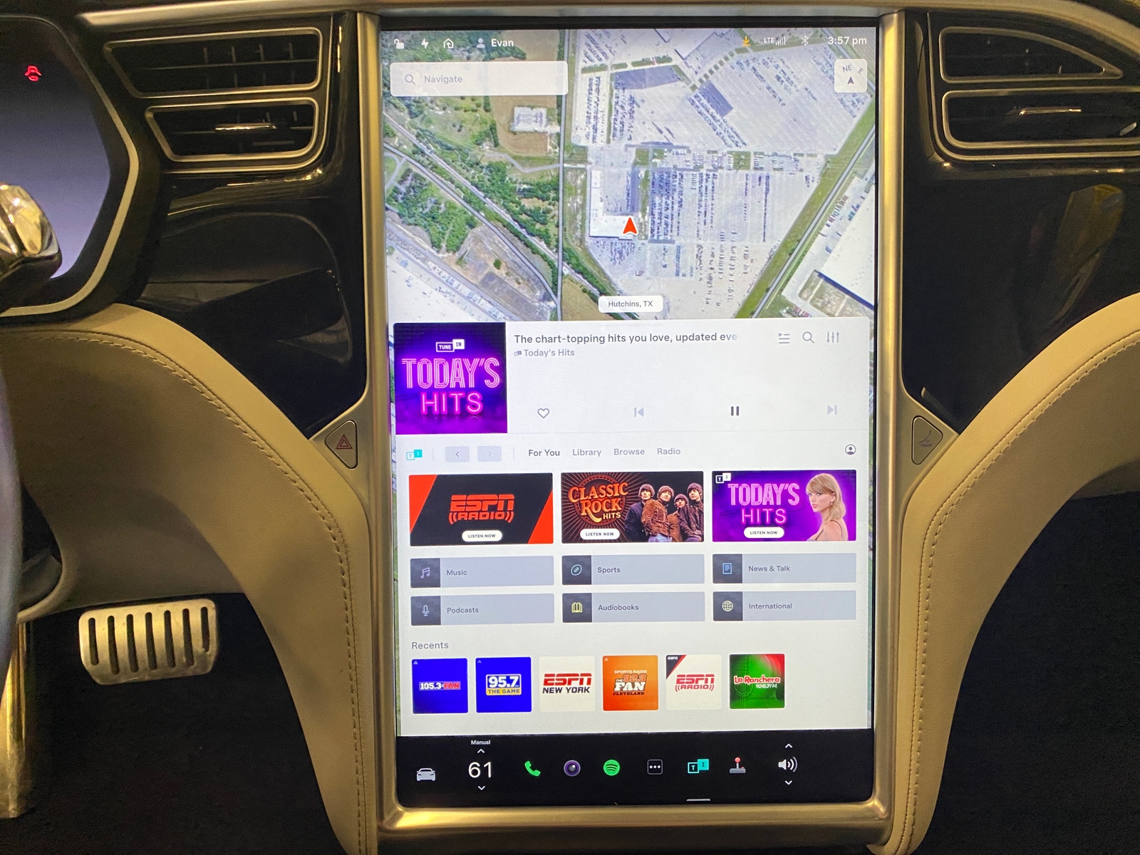Thumbnail: 2014 Tesla Model S - 3