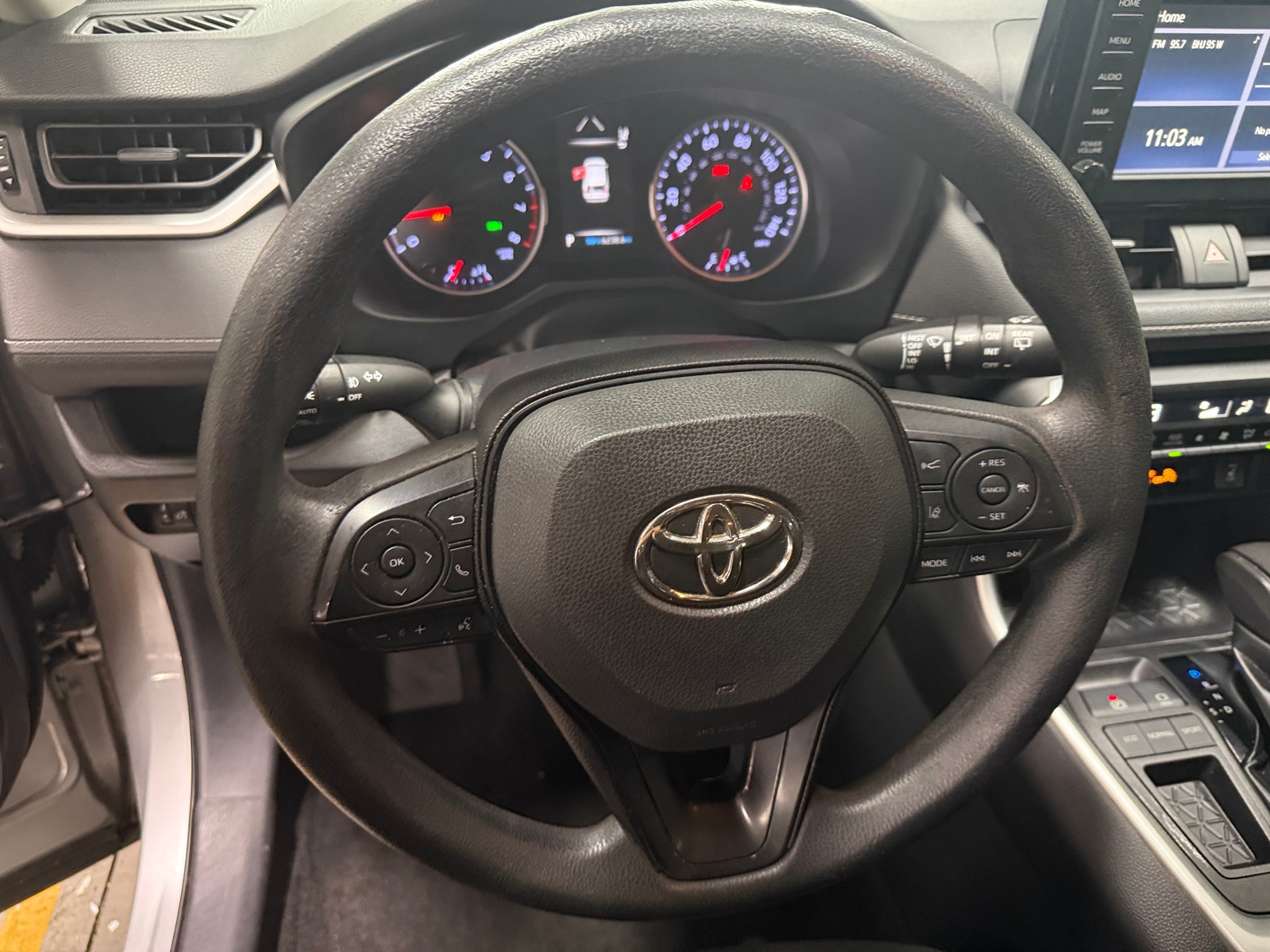 Thumbnail: 2019 Toyota RAV4 - 5