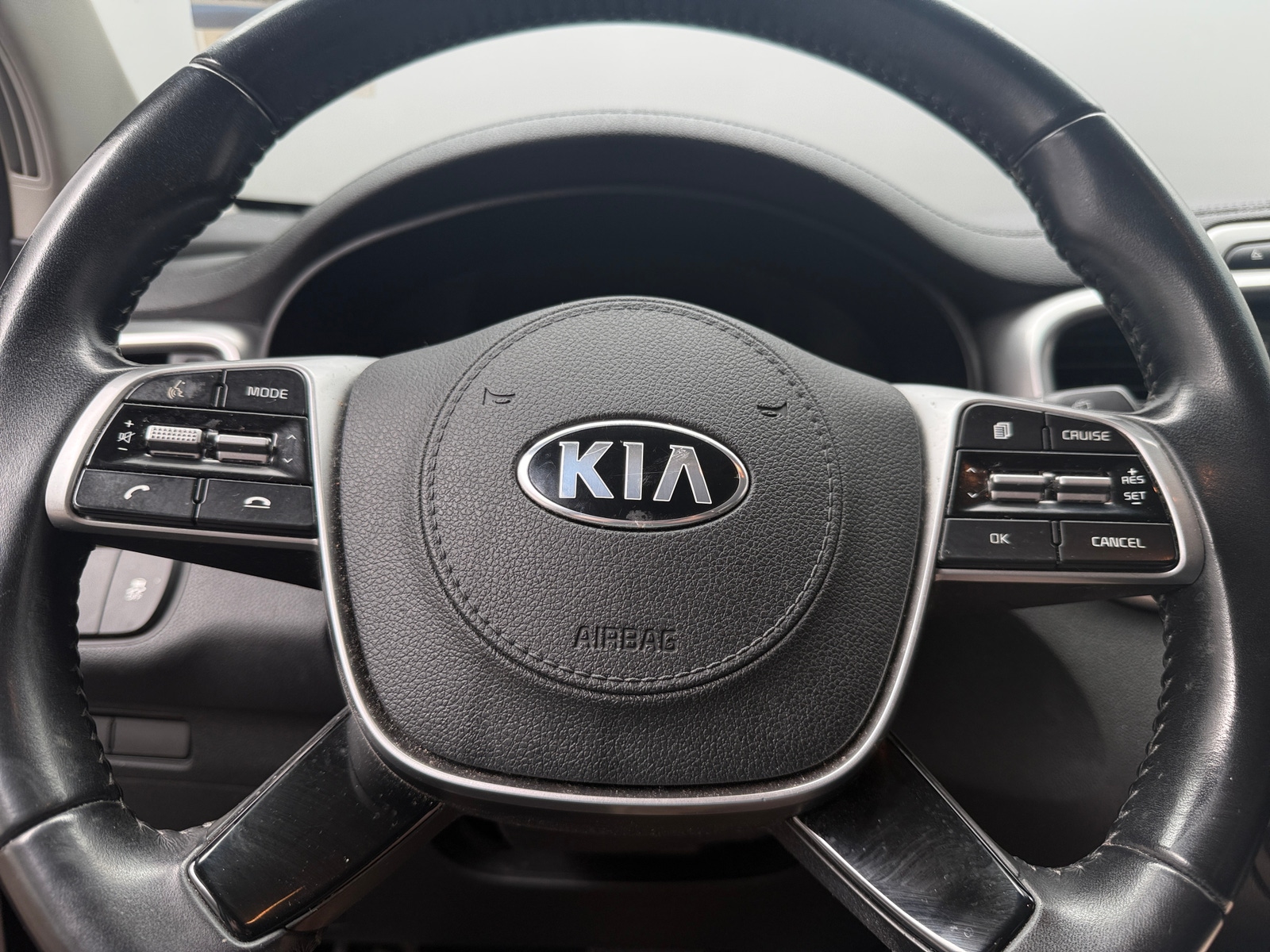 Thumbnail: 2019 Kia Sorento - 5