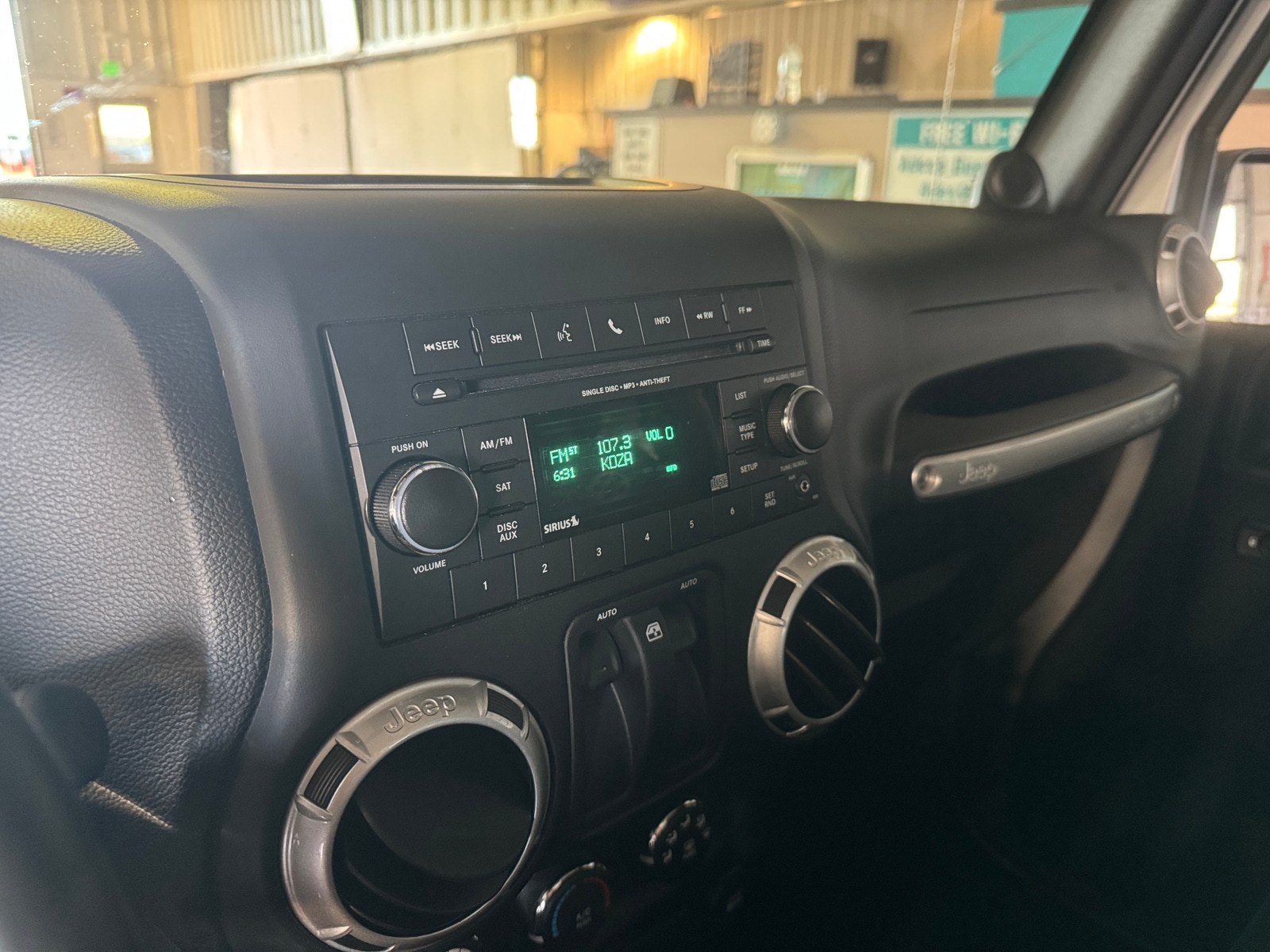 Thumbnail: 2014 Jeep Wrangler - 4