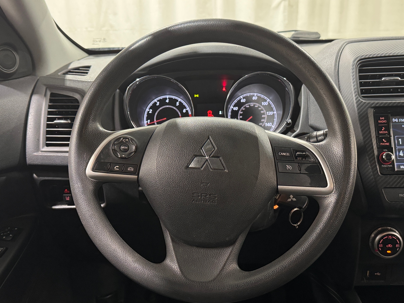 Thumbnail: 2021 Mitsubishi Outlander Sport - 5