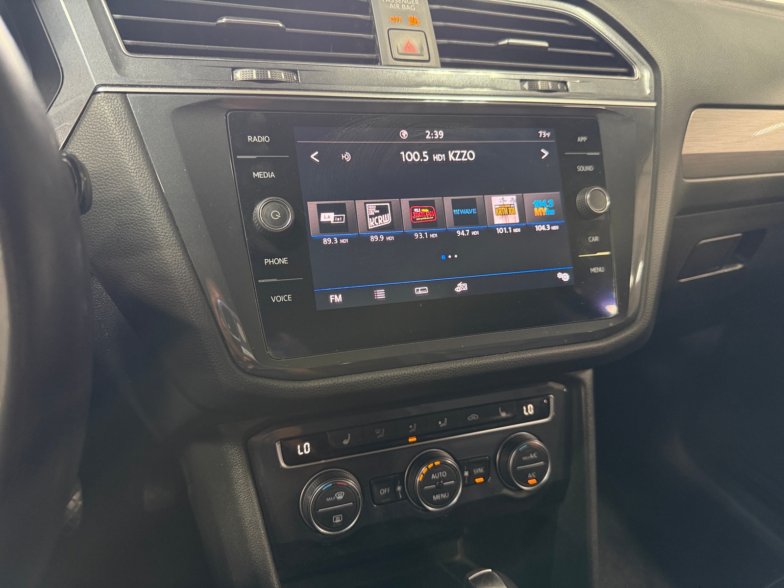 Thumbnail: 2020 Volkswagen Tiguan - 3