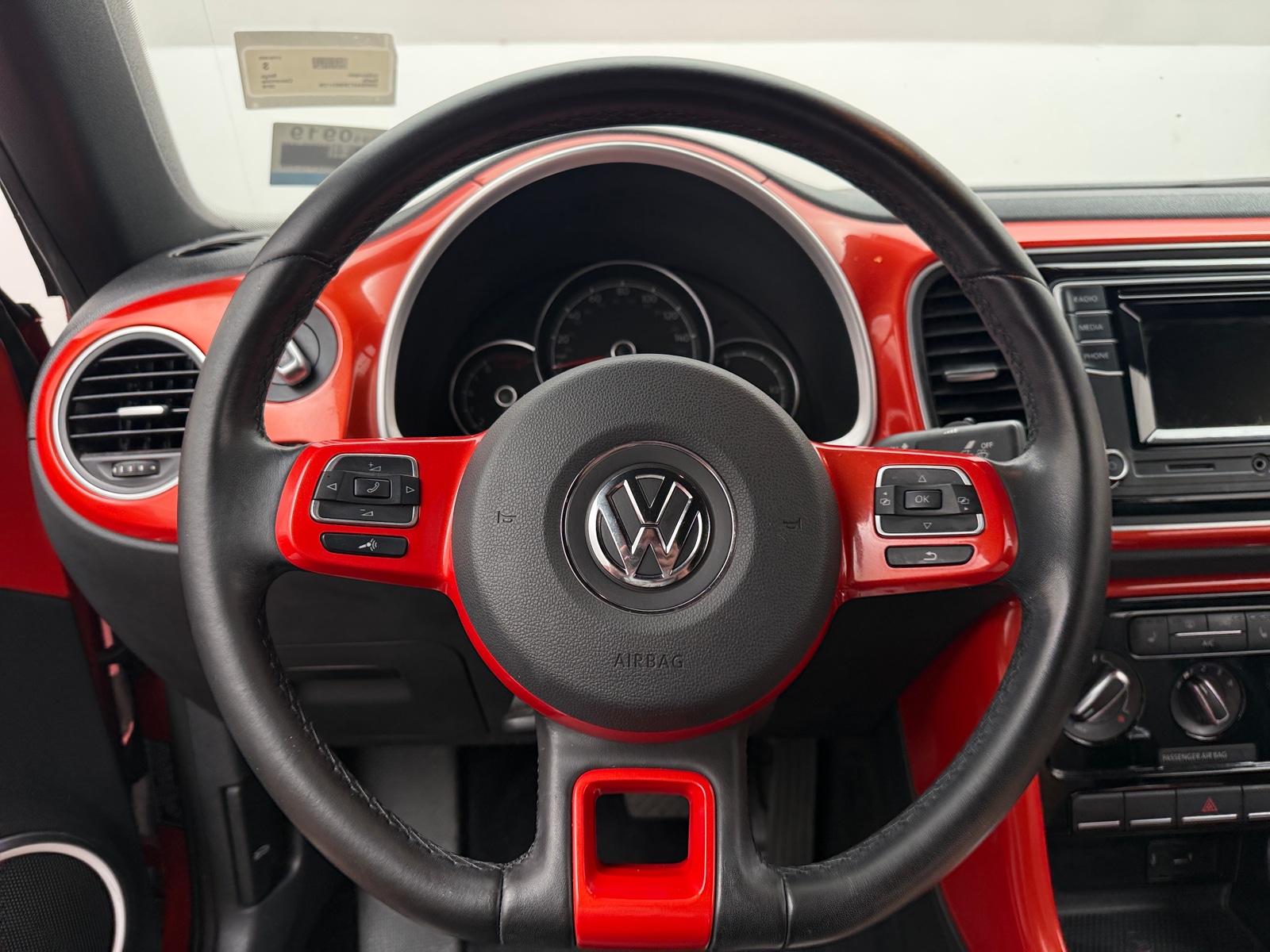Thumbnail: 2019 Volkswagen Beetle - 3