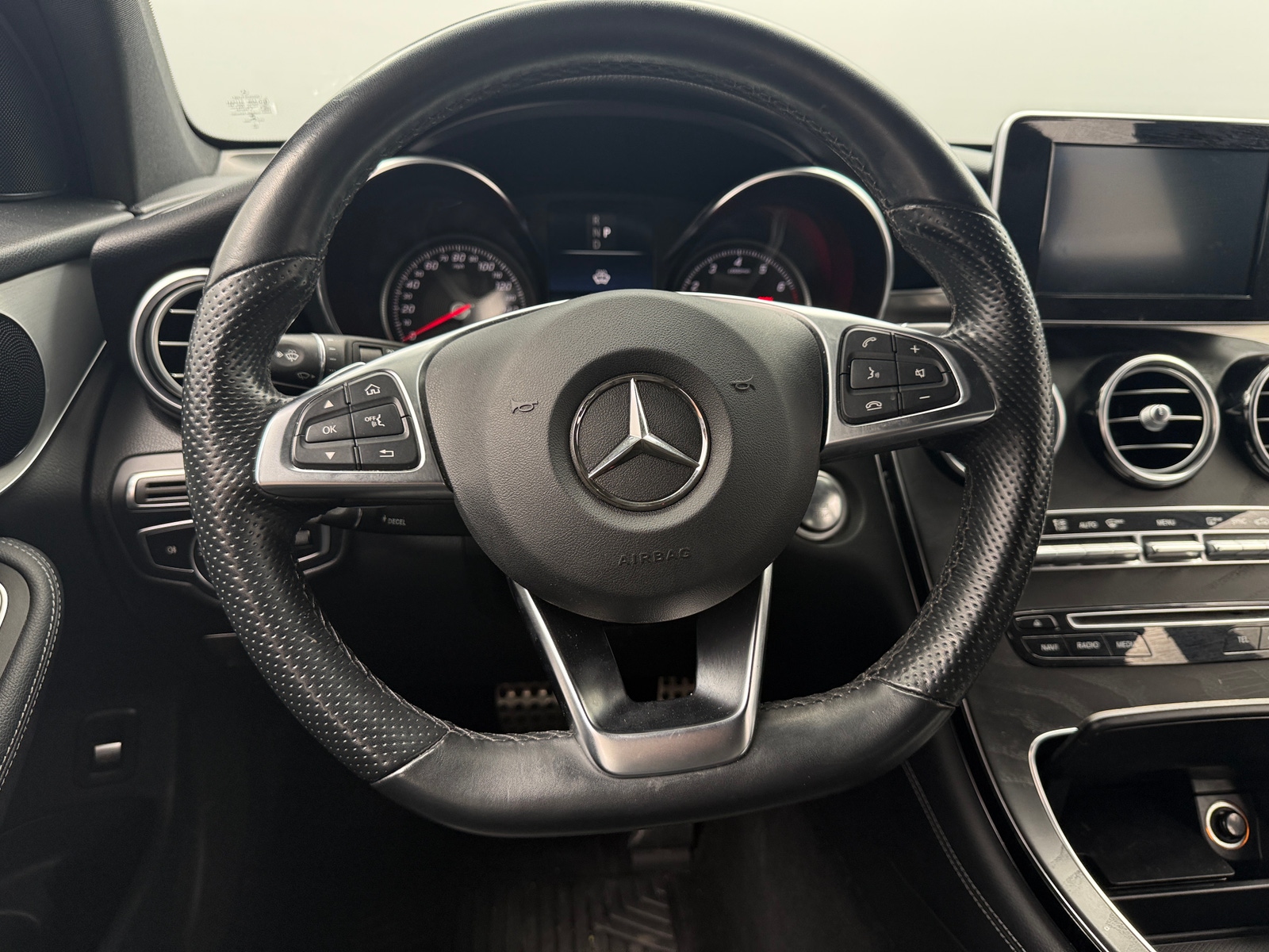 Thumbnail: 2019 Mercedes-Benz GLC - 4