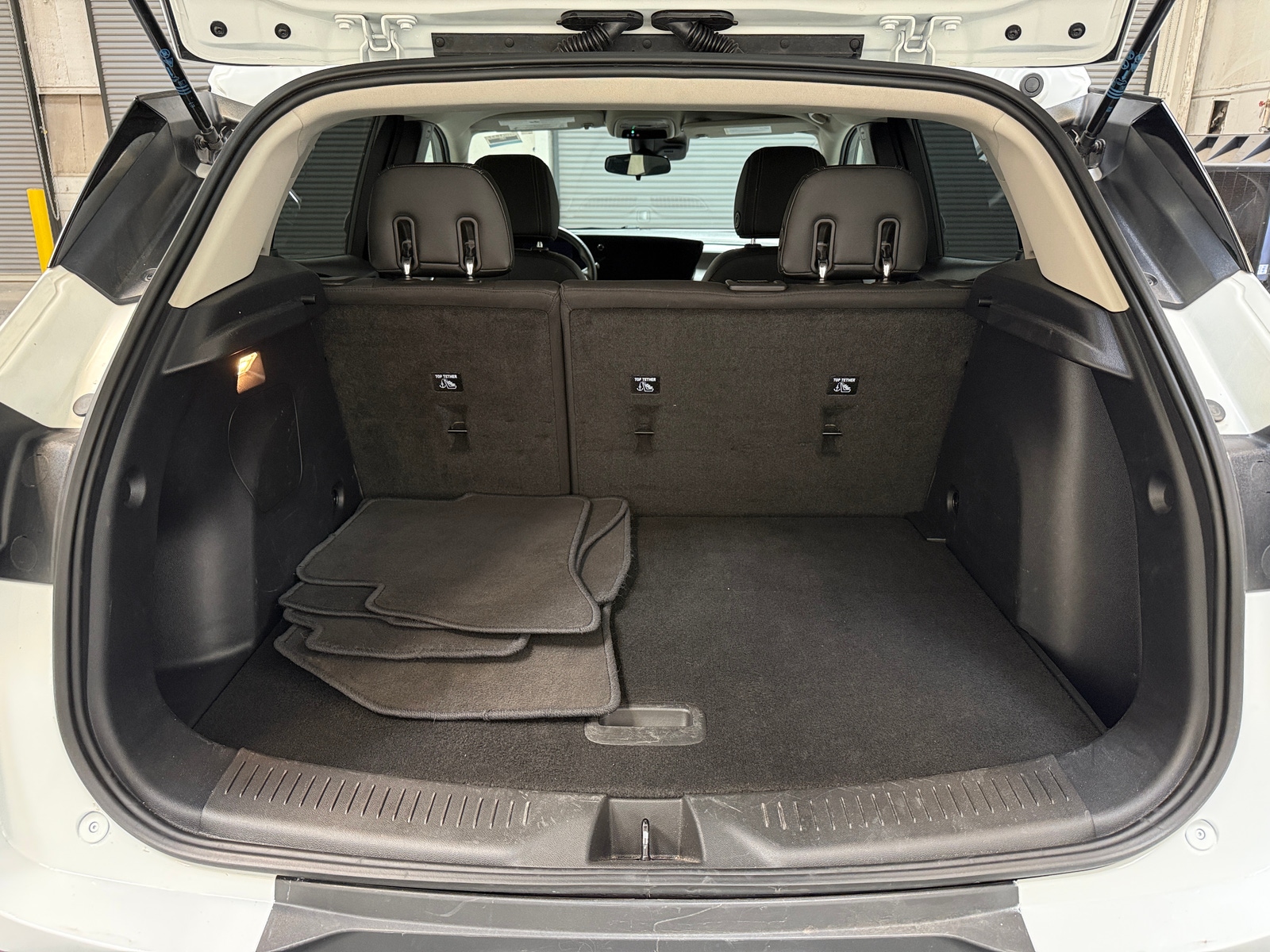Thumbnail: 2025 Buick Encore GX - 6