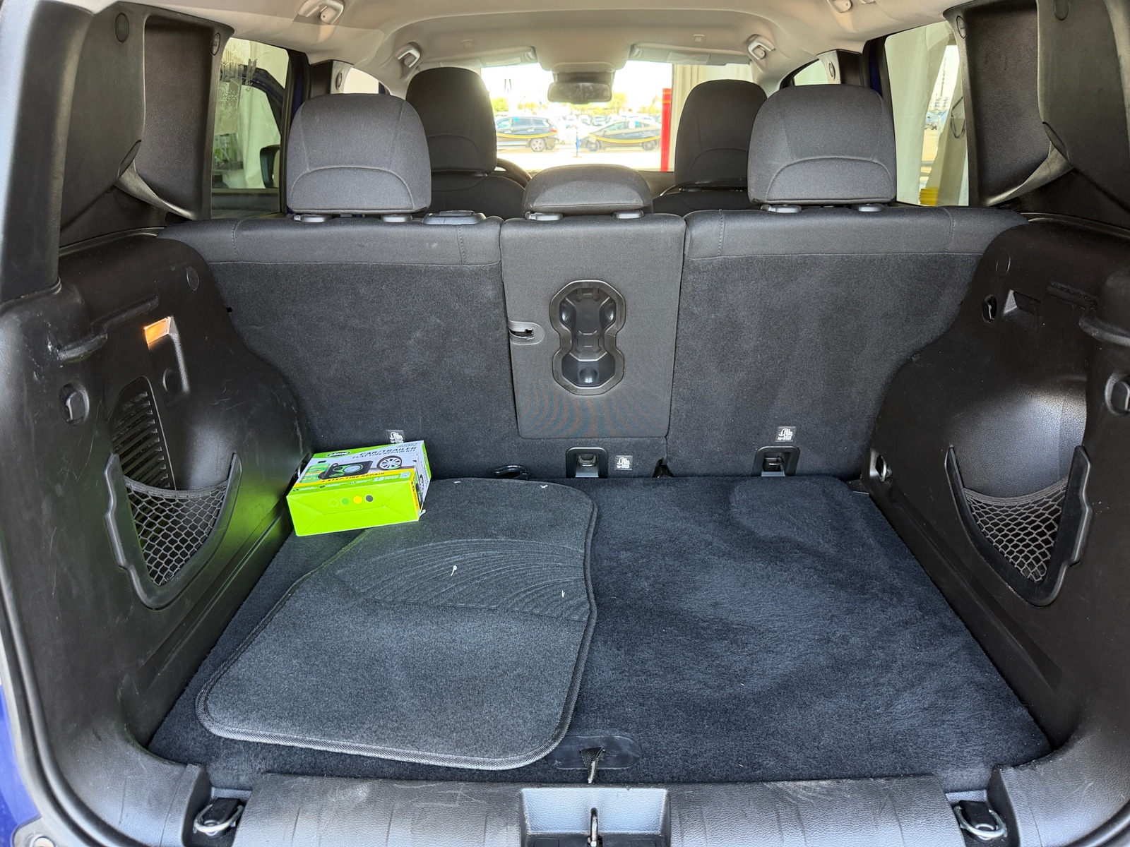 Thumbnail: 2018 Jeep Renegade - 7