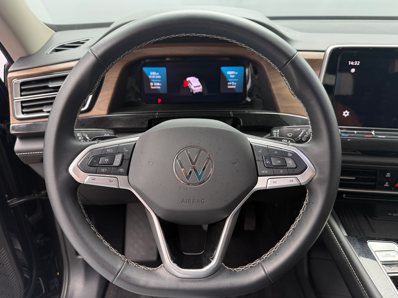 Thumbnail: 2026 Volkswagen Atlas - 4