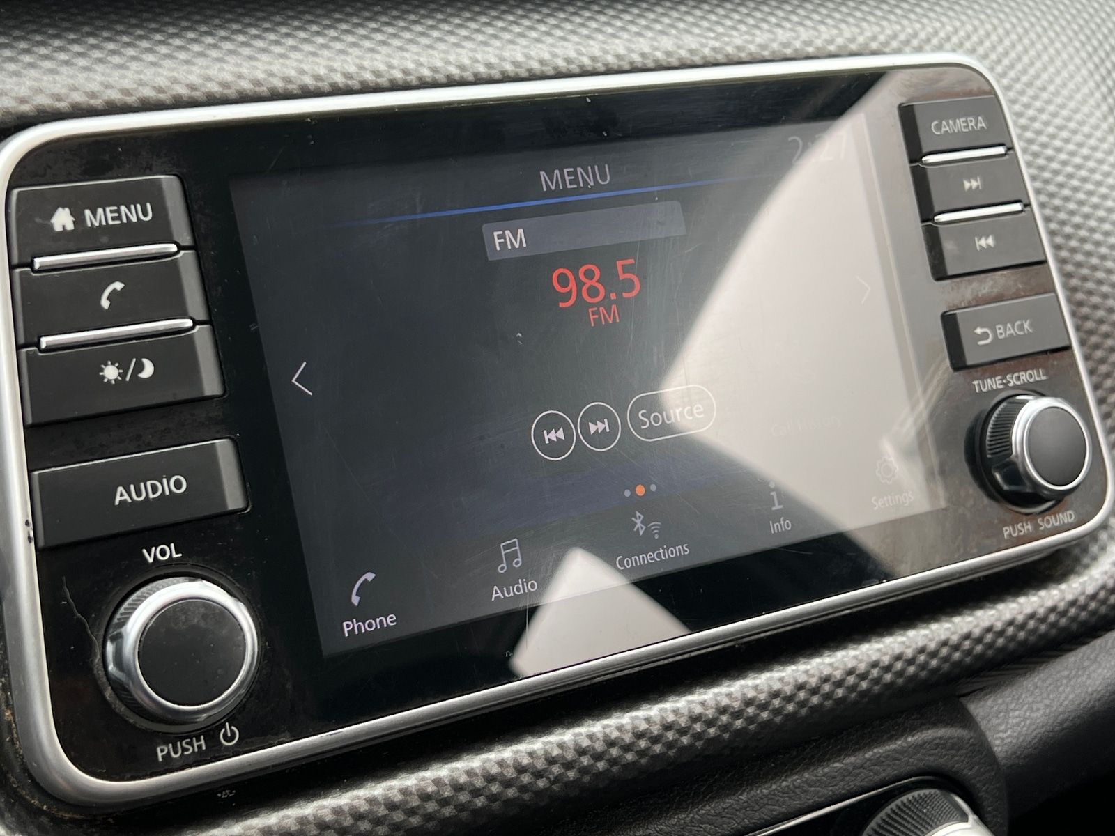 Thumbnail: 2019 Nissan Kicks - 4