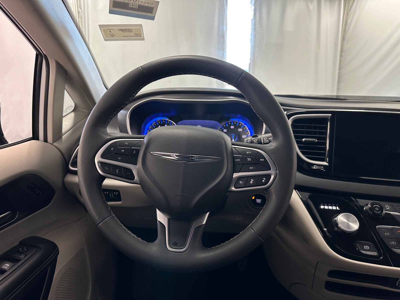 Thumbnail: 2024 Chrysler Pacifica - 4