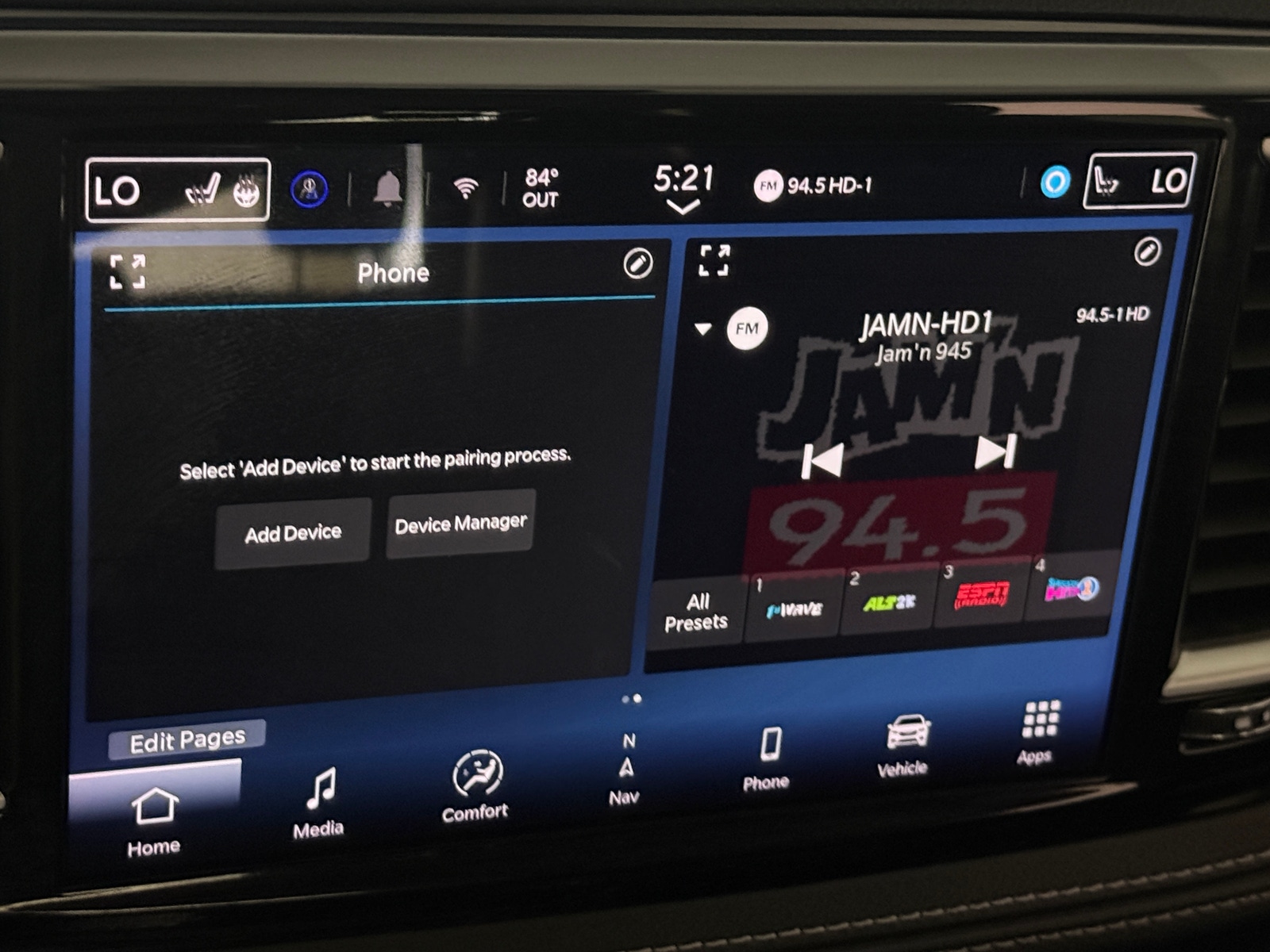 Thumbnail: 2024 Chrysler Pacifica - 3