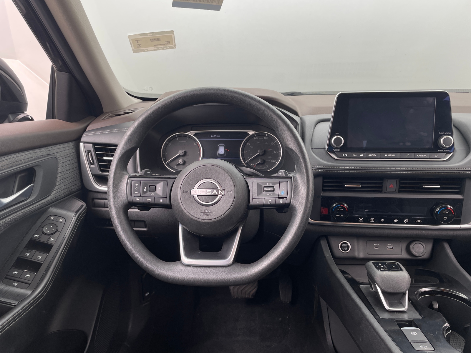 Thumbnail: 2023 Nissan Rogue - 5
