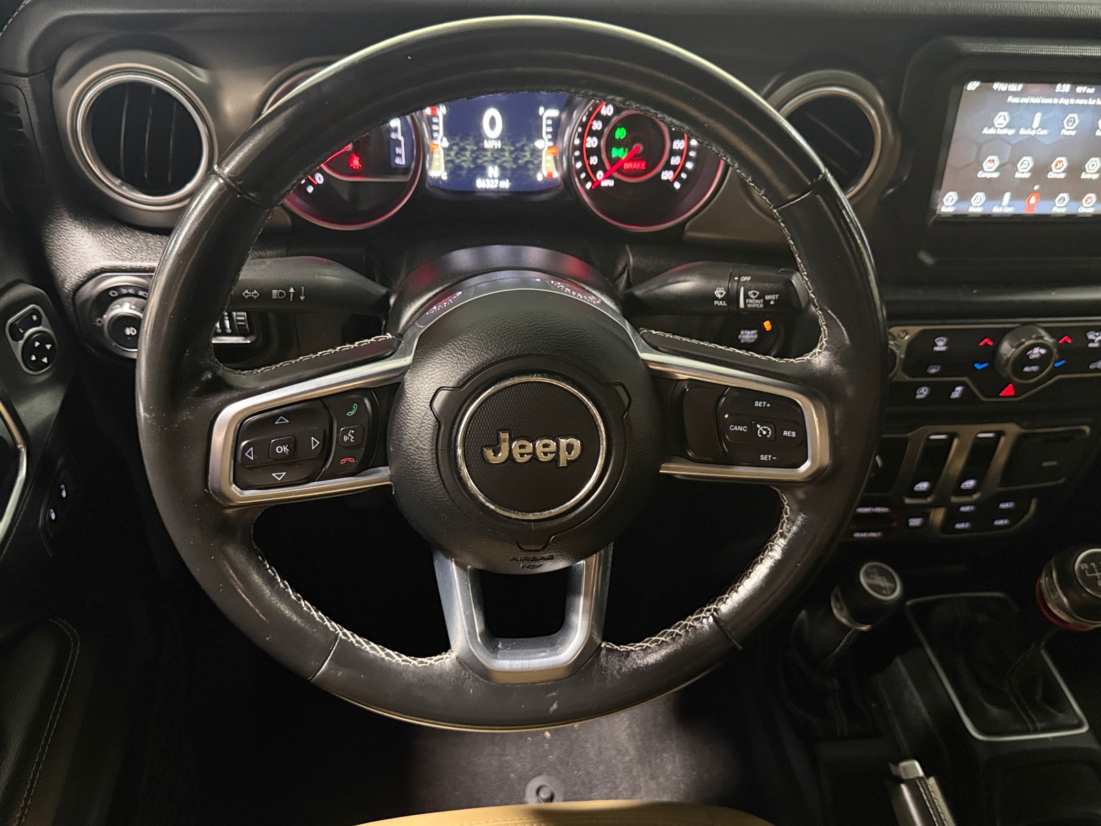Thumbnail: 2019 Jeep Wrangler - 5