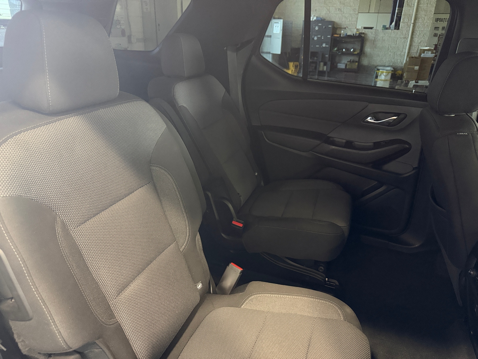 Thumbnail: 2023 Chevrolet Traverse - 6