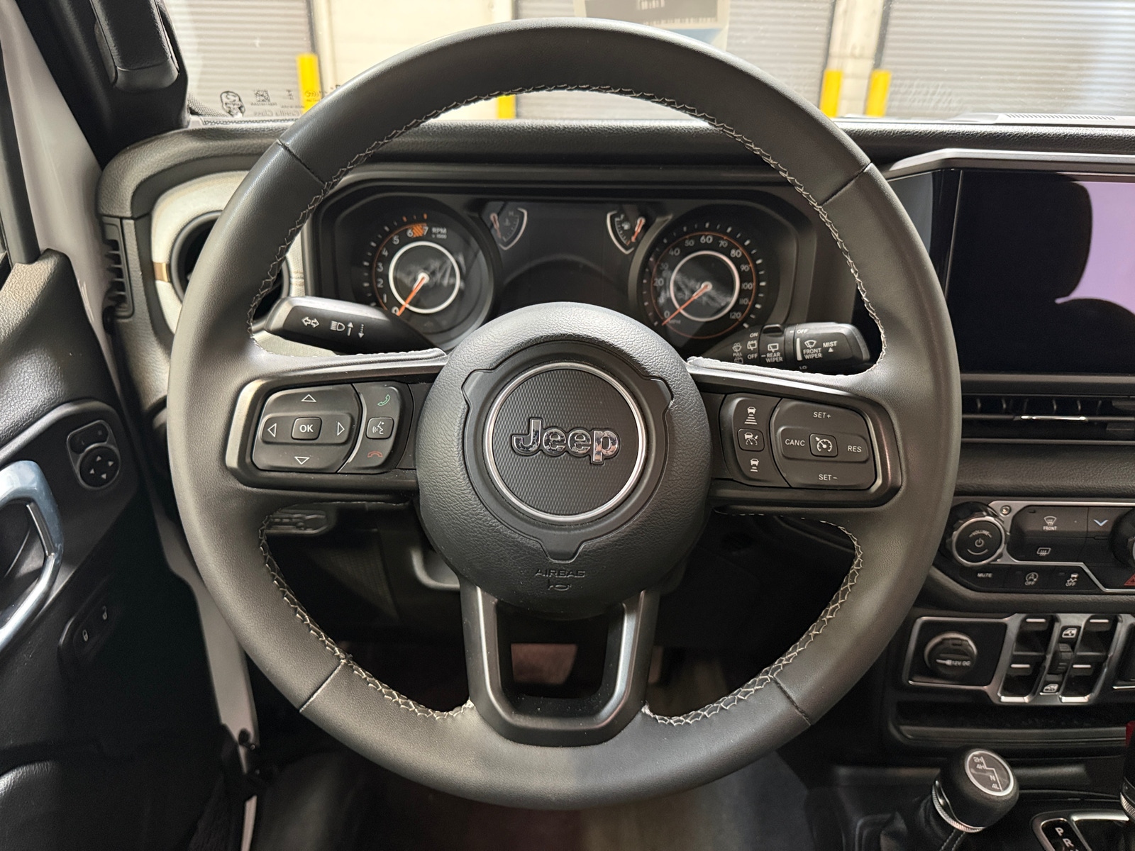 Thumbnail: 2025 Jeep Wrangler - 5