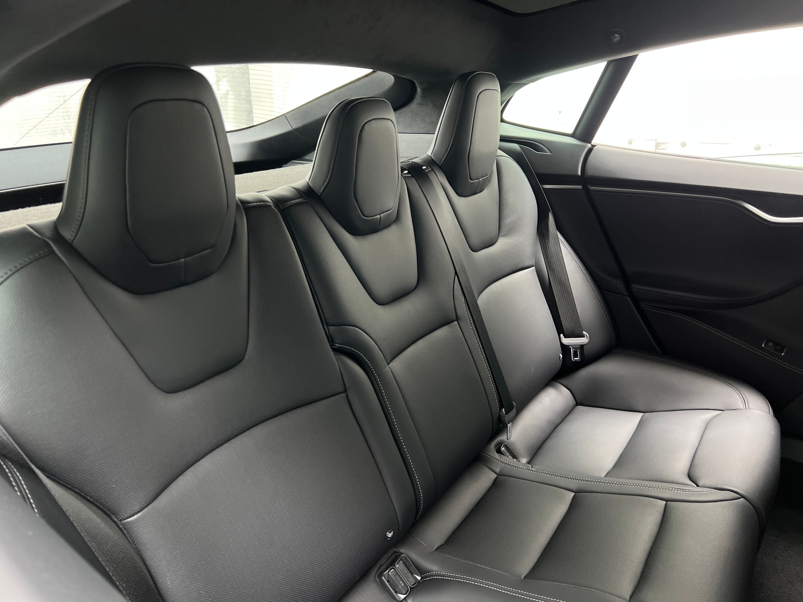 Thumbnail: 2018 Tesla Model S - 5