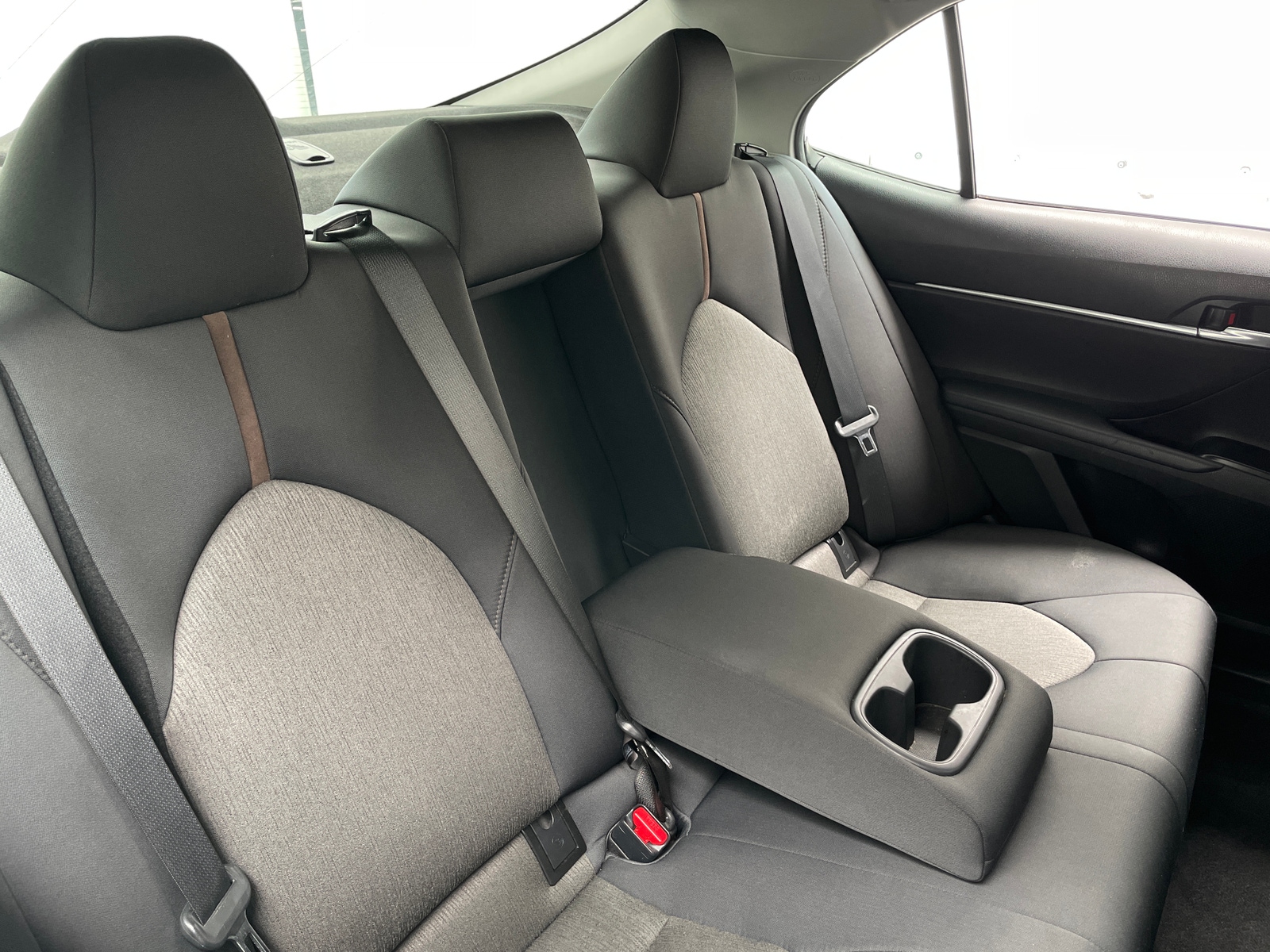 Thumbnail: 2020 Toyota Camry - 6