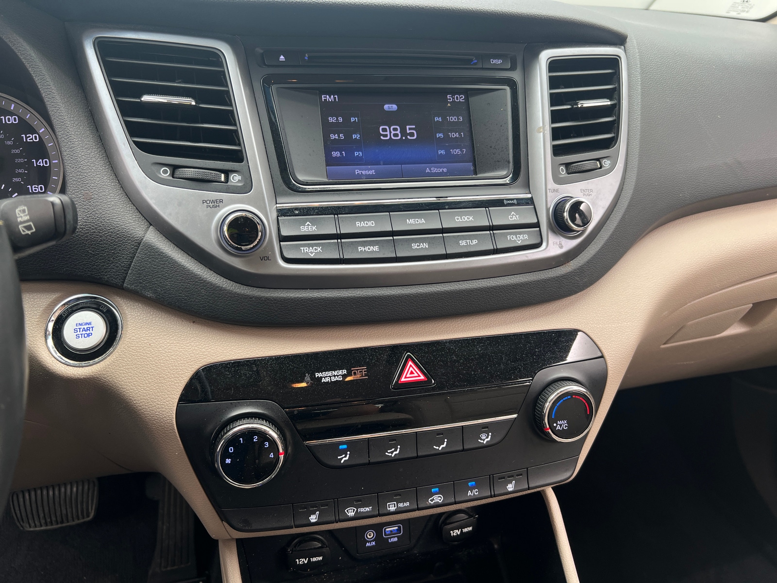Thumbnail: 2017 Hyundai Tucson - 4