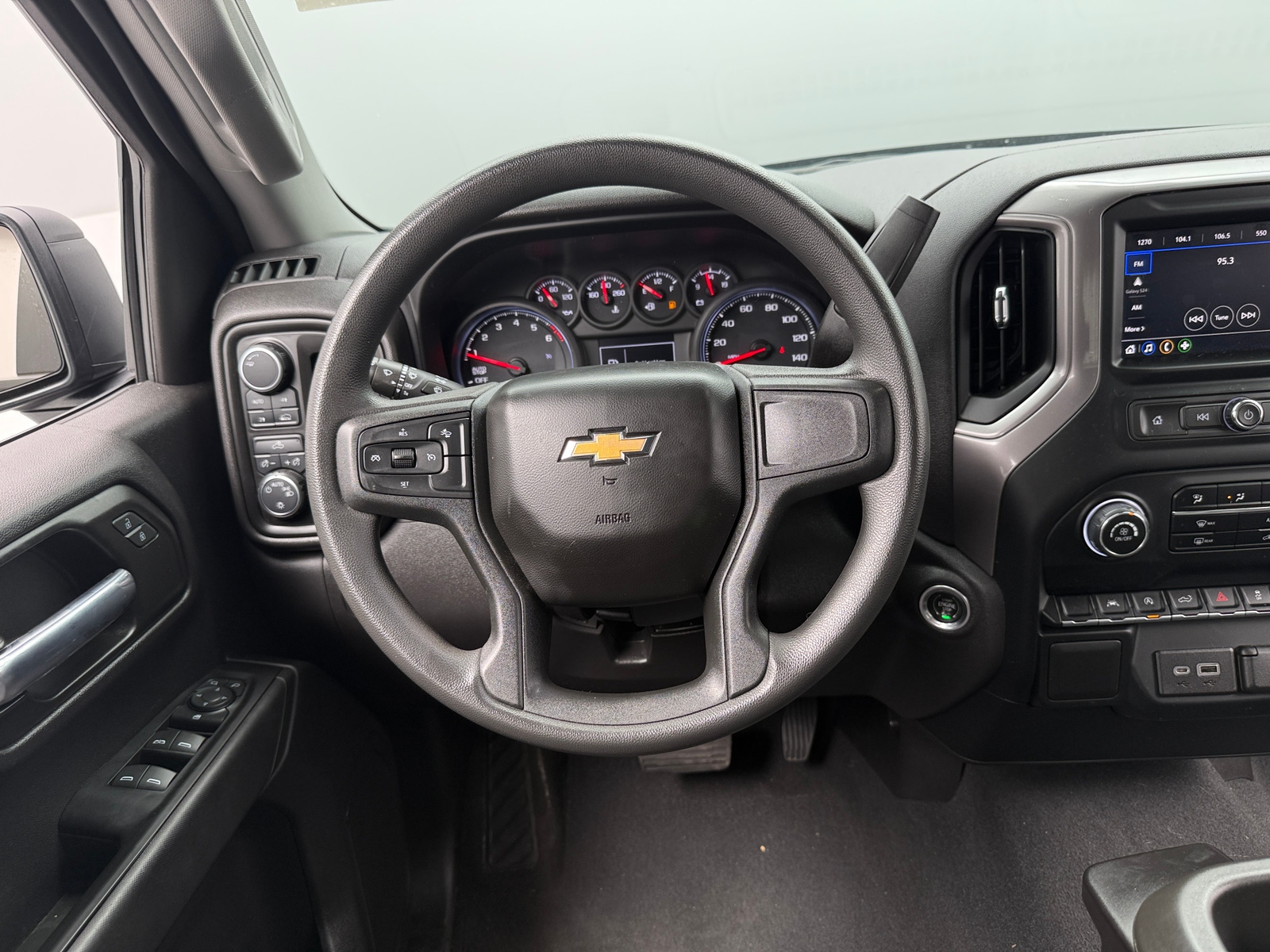 Thumbnail: 2023 Chevrolet Silverado 1500 - 5