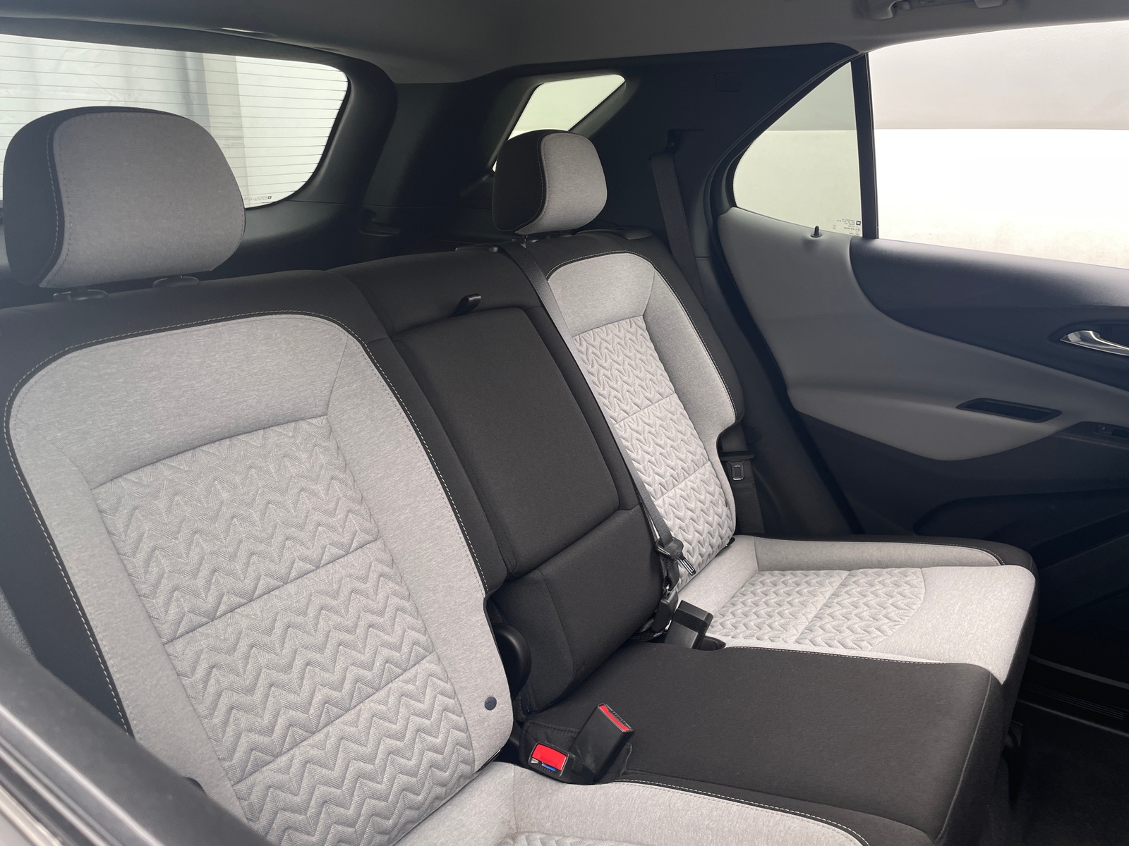 Thumbnail: 2022 Chevrolet Equinox - 6