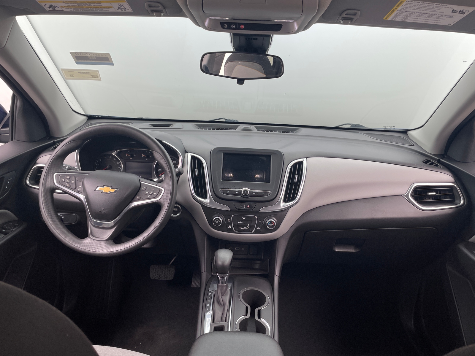 Thumbnail: 2022 Chevrolet Equinox - 3