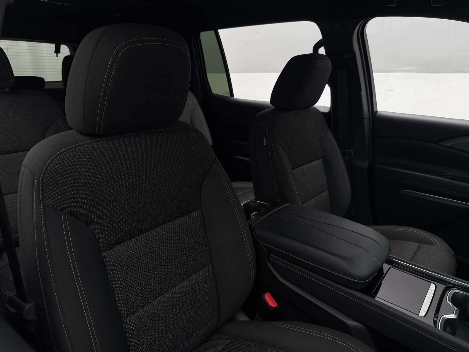 Thumbnail: 2024 Chevrolet Traverse - 2