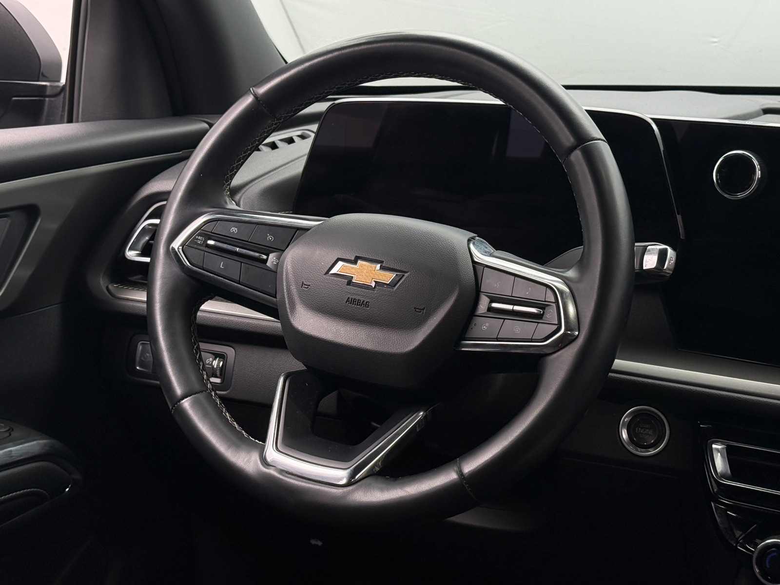 Thumbnail: 2024 Chevrolet Traverse - 5