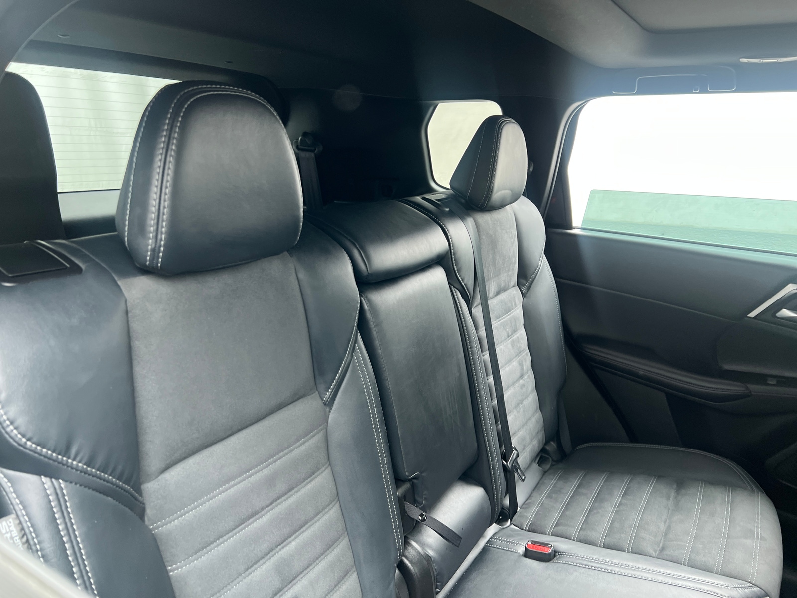 Thumbnail: 2022 Mitsubishi Outlander - 5