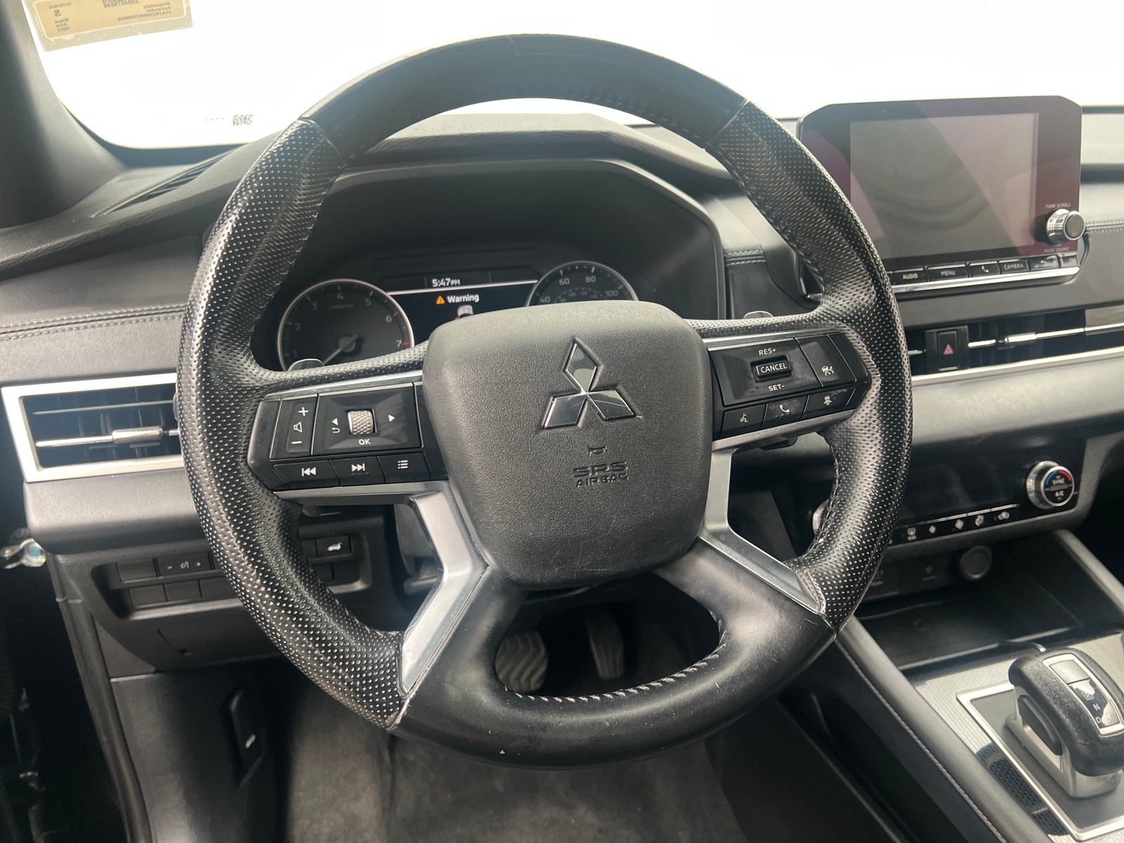 Thumbnail: 2022 Mitsubishi Outlander - 4