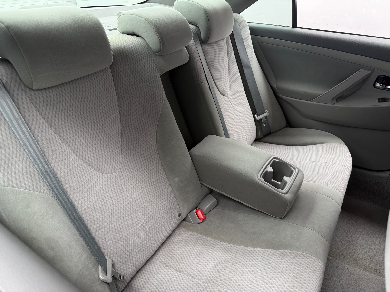 Thumbnail: 2011 Toyota Camry - 6