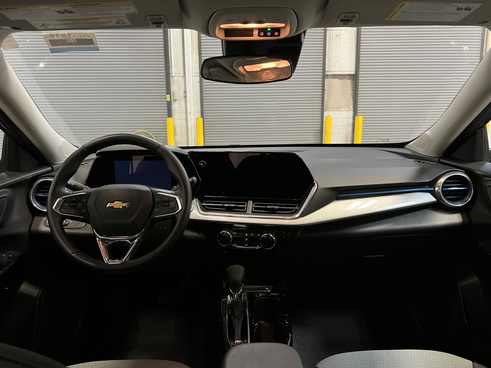 Thumbnail: 2025 Chevrolet Trax - 3