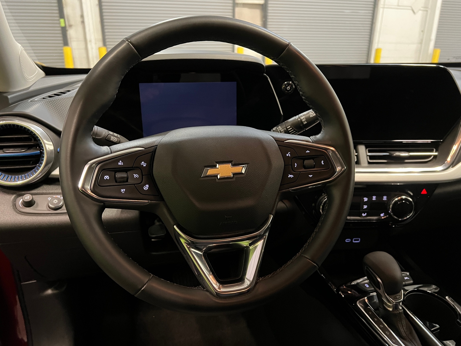 Thumbnail: 2025 Chevrolet Trax - 5
