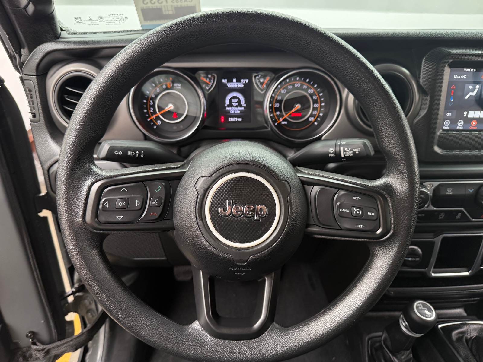 Thumbnail: 2022 Jeep Wrangler - 5