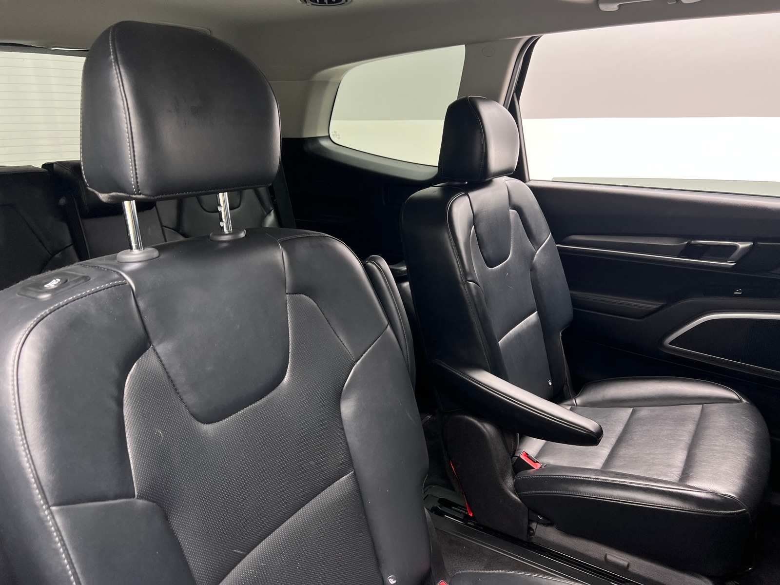 Thumbnail: 2020 Kia Telluride - 5
