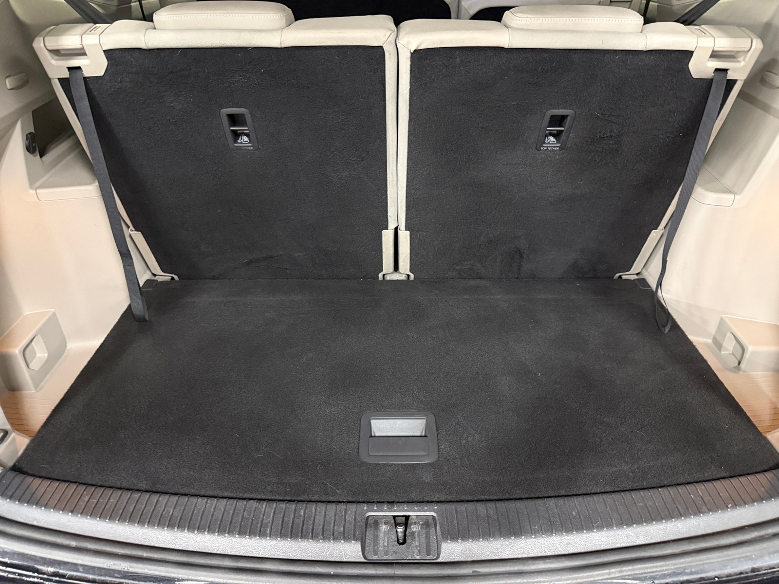 Thumbnail: 2021 Volkswagen Atlas - 6